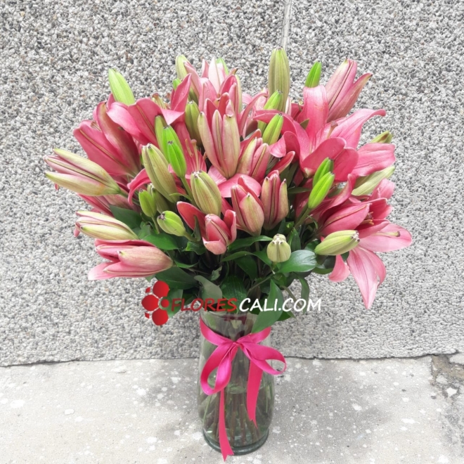 Jarrón de lirios Flores en Cali