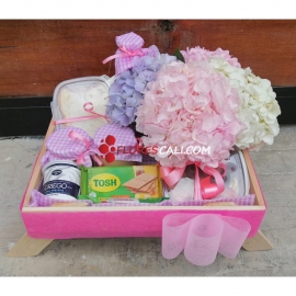 Desayuno sorpresa con hortensias